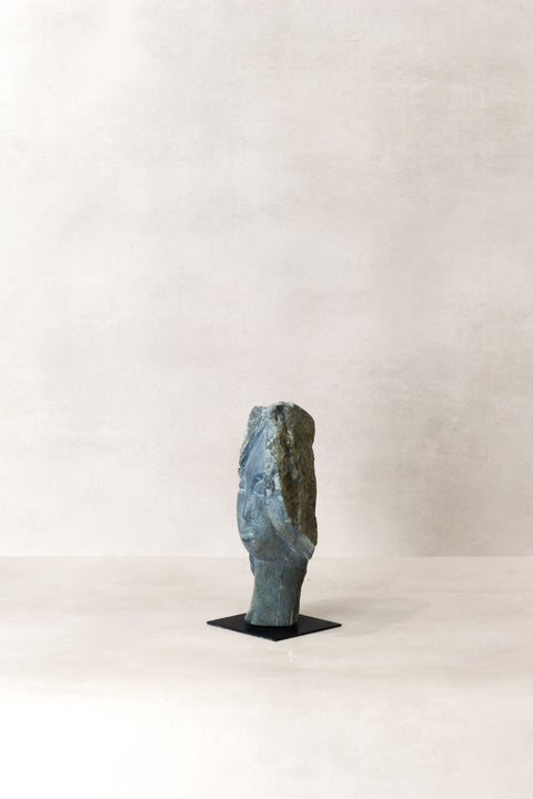 Stone head sculpture by Rizimu Chiwawa Zimbabwe (3006)