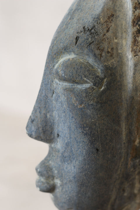 Stone head sculpture by Rizimu Chiwawa Zimbabwe (3110)