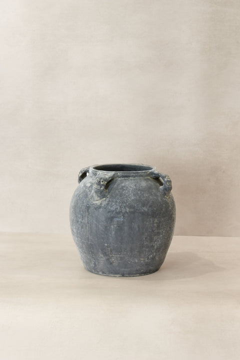 Vintage Lion Ears Dark Pot - De03