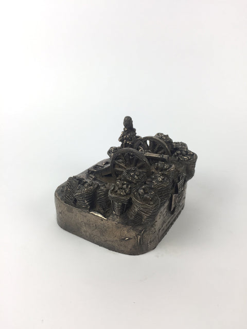 Captured Russian Sebastopol Gun Military Statue Sculpture