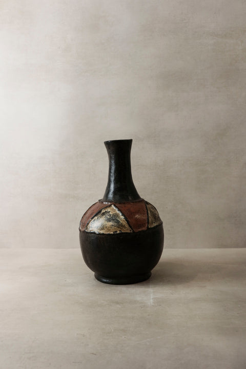 Mangbetu Clay Vase, Tanzania - 41.2