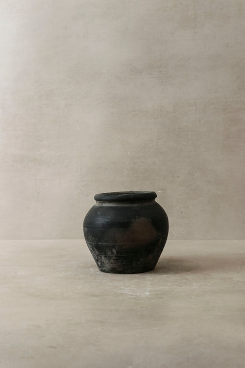 Vintage Dark Pot n° 4