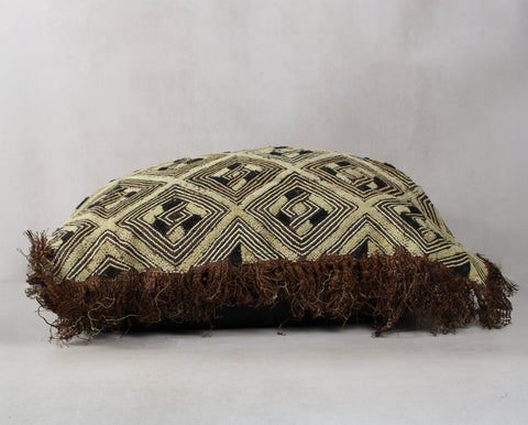 Vintage Showa Cloth Cushion - 25.3