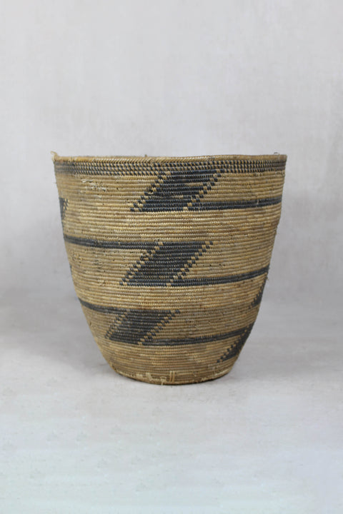 Vintage Tutsi Basket - Rwanda - 106.7