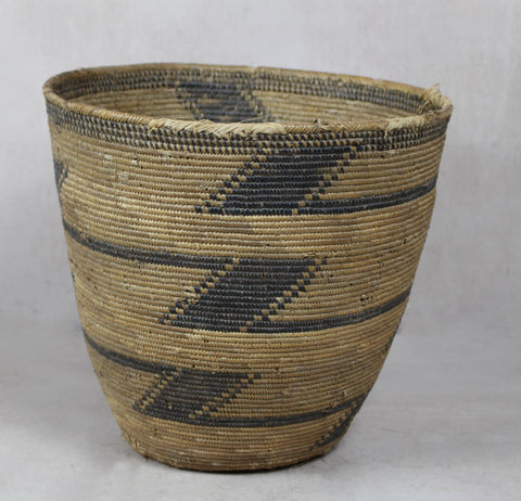 Vintage Tutsi Basket - Rwanda - 106.7