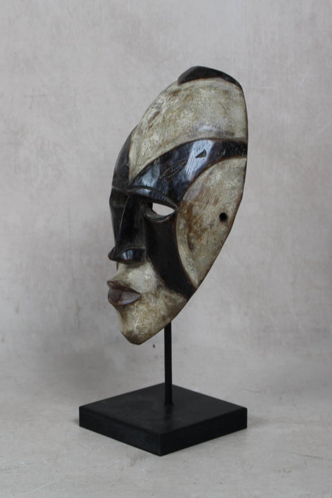 Hand carved Igbo African mask small - 206.1