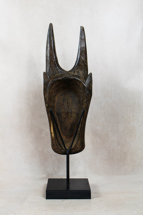 Mali Bullenmaske mit Treibarbeit aus Metall - 196.2