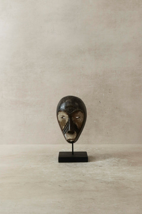 Hand carved African mask small - 60.93