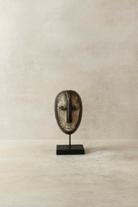 Hand carved African mask small - 60.35