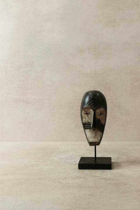 Handgeschnitzte afrikanische Maske, klein - 60,42
