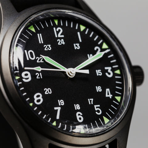 'Terrain Black' Cat.4 Field Watch (38mm) | Limited Edition