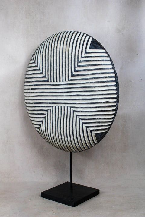 Cameroon Shield Round - 161.4