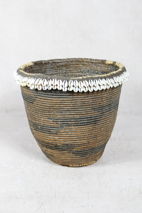 Vintage Tutsi Basket - Rwanda - with Cowrie shells - 106.9