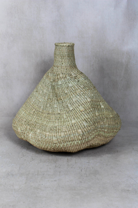 Garlic Gourd woven basket - Zimbabwe - 18.15