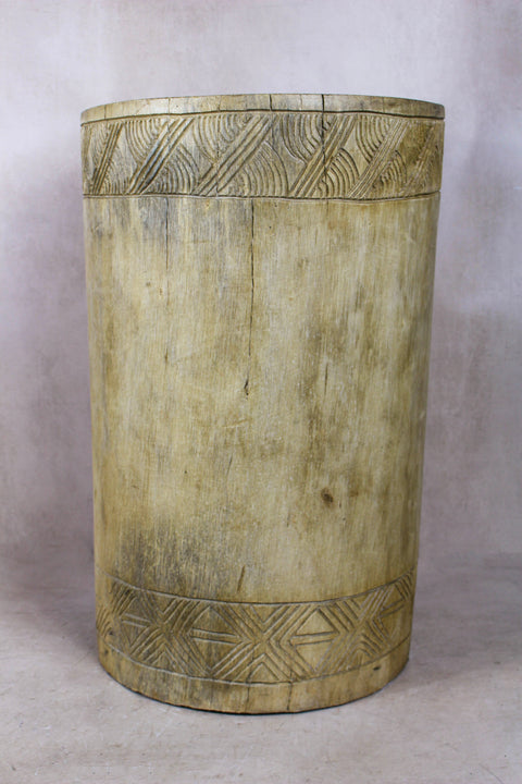 Wood Side Table - Cameroon - 94.1