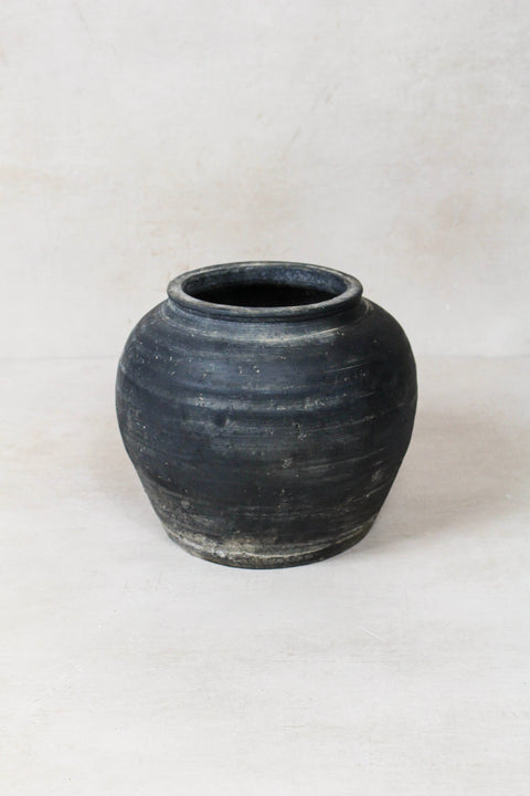 Vintage Dark Pots S - Nº 62