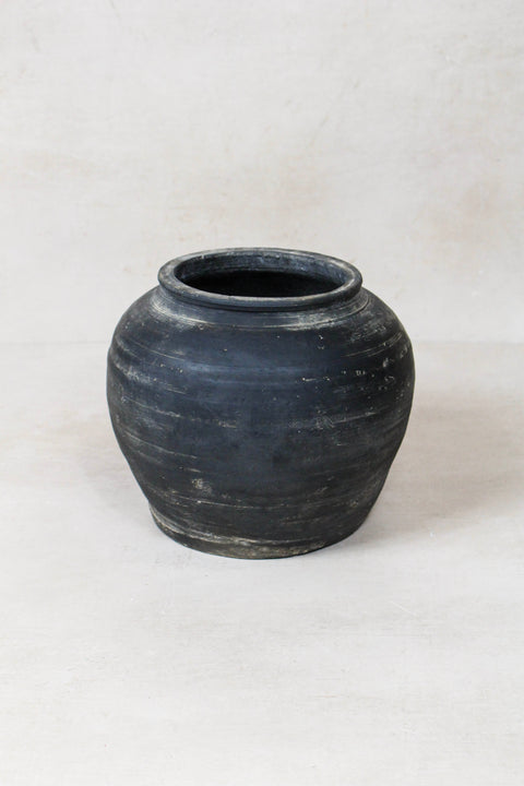 Vintage Dark Pots S - Nº 62