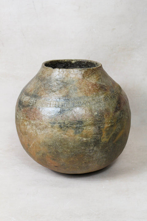 Vintage Shona Pot - 61.1