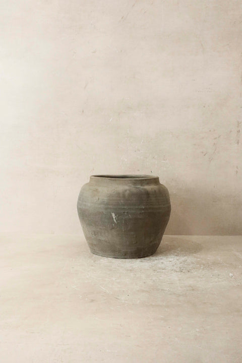 Vintage Dark Pot n° 44