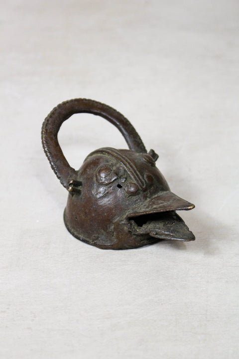 Visage en bronze du Bénin - 77.2