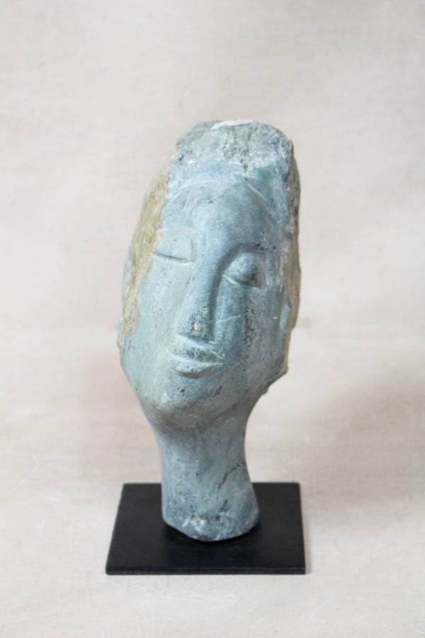 Stone head sculpture by Rizimu Chiwawa Zimbabwe 30.7