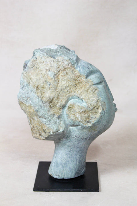 Stone head sculpture by Rizimu Chiwawa Zimbabwe 30.7