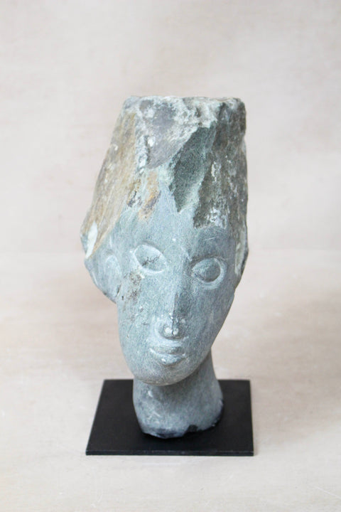 Stone head sculpture by Rizimu Chiwawa Zimbabwe 30.10