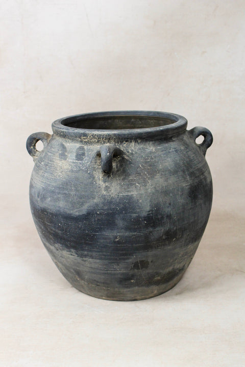 Vintage Dark pot with ears - E4.30