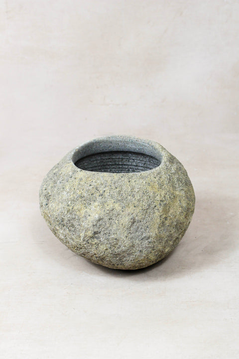 River Stone Planter Pot 22.1