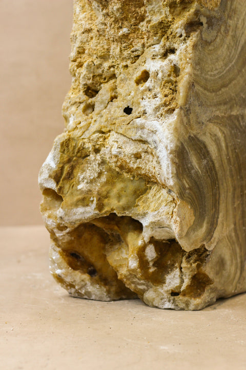 Onyx-Beistelltischsockel, Rohschnitt – Massiv – Nr. 3
