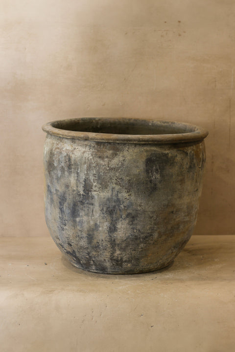 Big Old Grey Asian Pots - L008