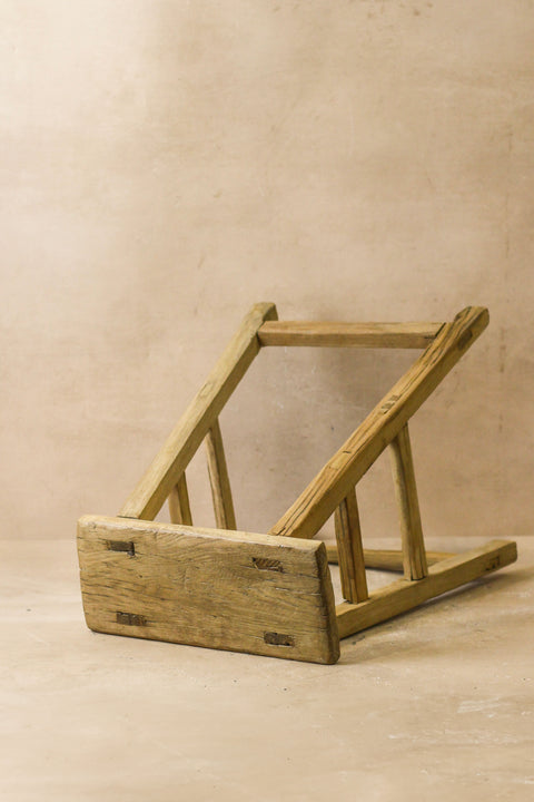 Rustikaler Vintage-Hocker aus Ulmenholz – Mittelgroß – Nr. 57