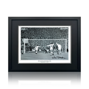 Jimmy Robertson Signed Tottenham Hotspur 16x12 Photo Deluxe Mount Frame