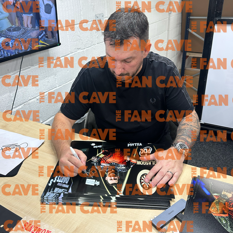 Jonny Clayton Signed 16x12 Image Deluxe Mount #2