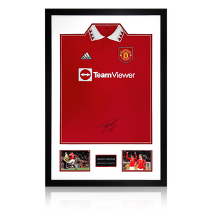 Lisandro Martínez Front Signed United Premium Frame.