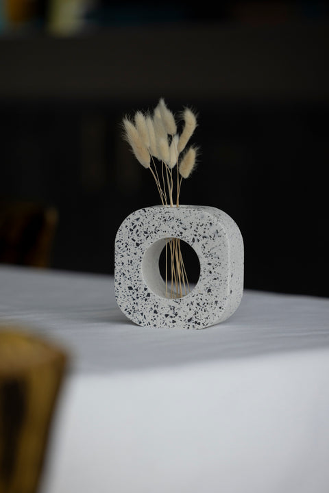 Donut Vase - Oreo Milkshake