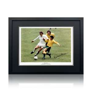 Martin Chivers Signed Tottenham Hotspur 16x12 Deluxe Mount Frame