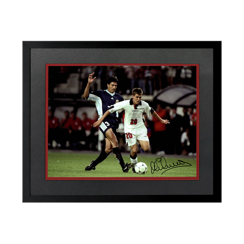Michael Owen Signed England 16x12 Image Deluxe Mount Frame