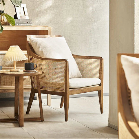Inamito Chair
