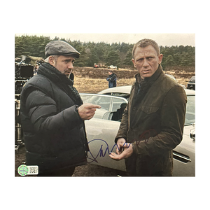 Sam Mendes Signed 10x8 Image 2 (AFTAL Authenticated)