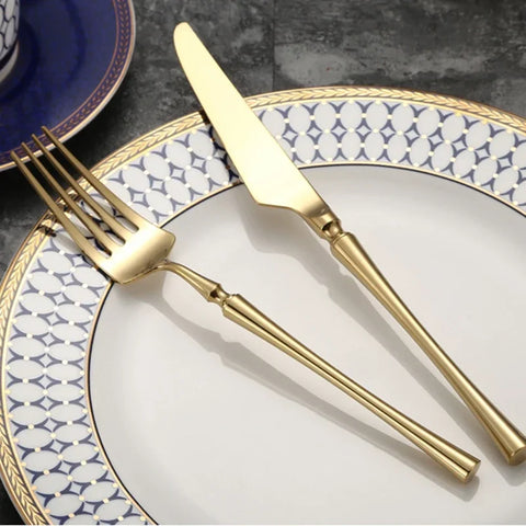 Kin Cutlery Set