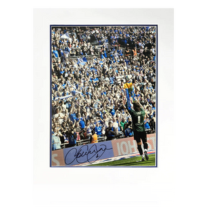 Tommy Lee Signed Chesterfield Mount
