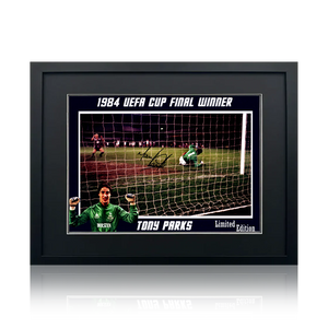Tony Parks Signed Tottenham Hotspur 16x12 Photo Deluxe Mount Frame