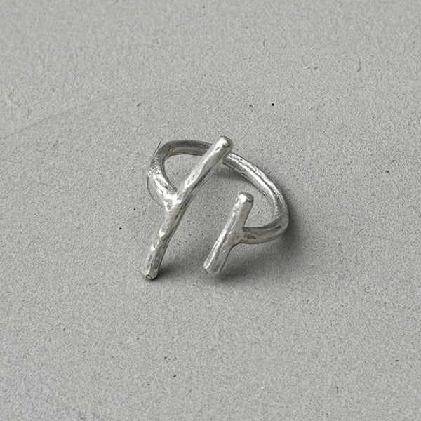 2 Lines Minimalist Silver Ring