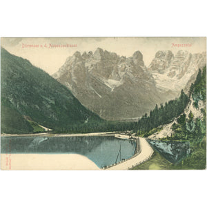 Descriptive image text