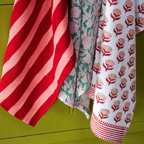 NEW WIDE STRIPE CRIMSON tea towel