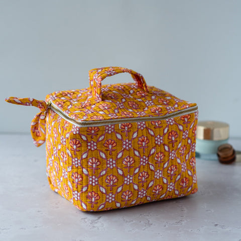 NECTAR PETAL cosmetic case