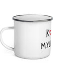 Kavos Mylėtojas white 12 oz enamel mug with silver rim, black Lithuanian Coffee Lover lettering and red hearts – view 2