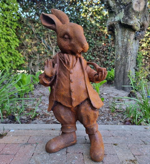 Figurine - Haas met pijp - Iron