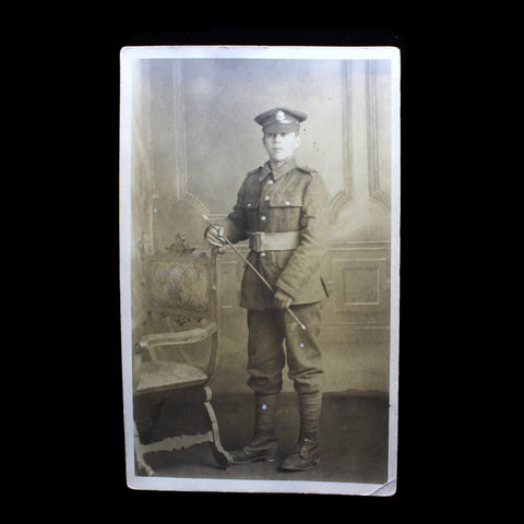 History World War I British Soldier Studio Photo Army WW1 Era